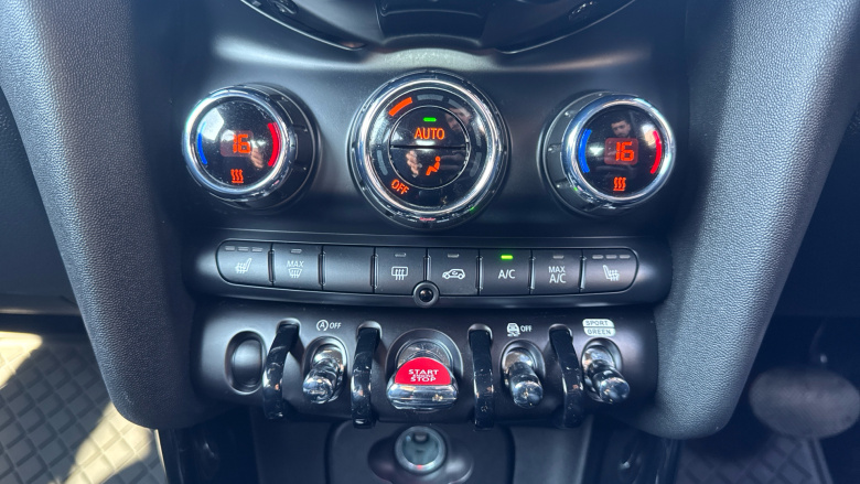 MINI Hatchback 2.0 Cooper S Exclusive 3dr Auto Petrol Hatchback